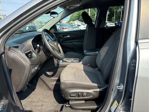 Certified 2024 Chevrolet Equinox LT AWD/4WD image 9
