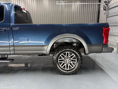 Used 2017 Ford F350 Lariat w/ FX4 Off-Road Package image 5