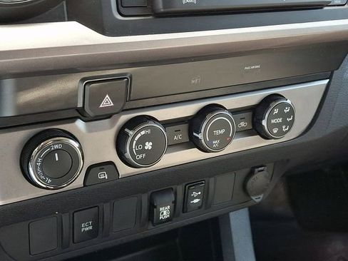 Used 2019 Toyota Tacoma SR5 image 16