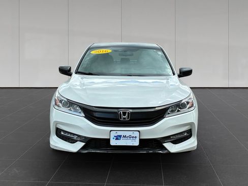 Used 2016 Honda Accord Sport image 8
