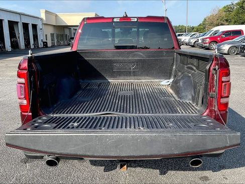 Used 2020 RAM 1500 Laramie RWD image 18