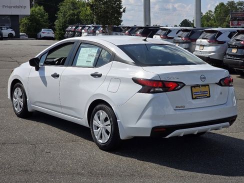Used 2025 Nissan Versa S w/ Trunk Package image 19