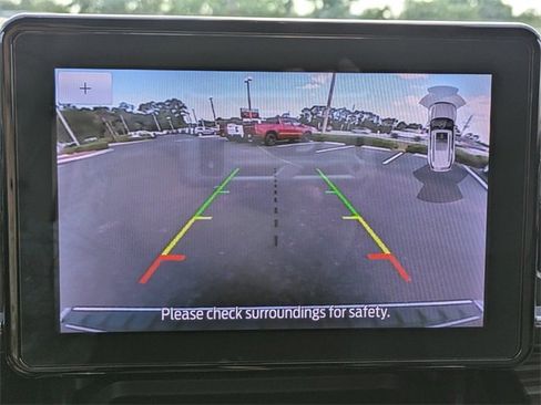 Used 2023 Ford Explorer Limited image 23