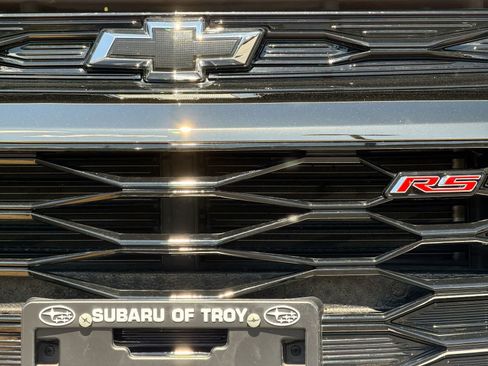 Used 2023 Chevrolet TrailBlazer RS w/ Sun and Liftgate Package AWD/4WD image 12