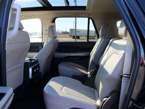 Used 2024 Ford Expedition Max Limited image 26