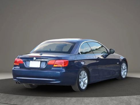 Used 2013 BMW 328i Convertible image 18