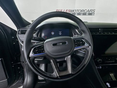 New 2024 Jeep Grand Cherokee Overland w/ Advanced Protech Group III AWD/4WD image 11