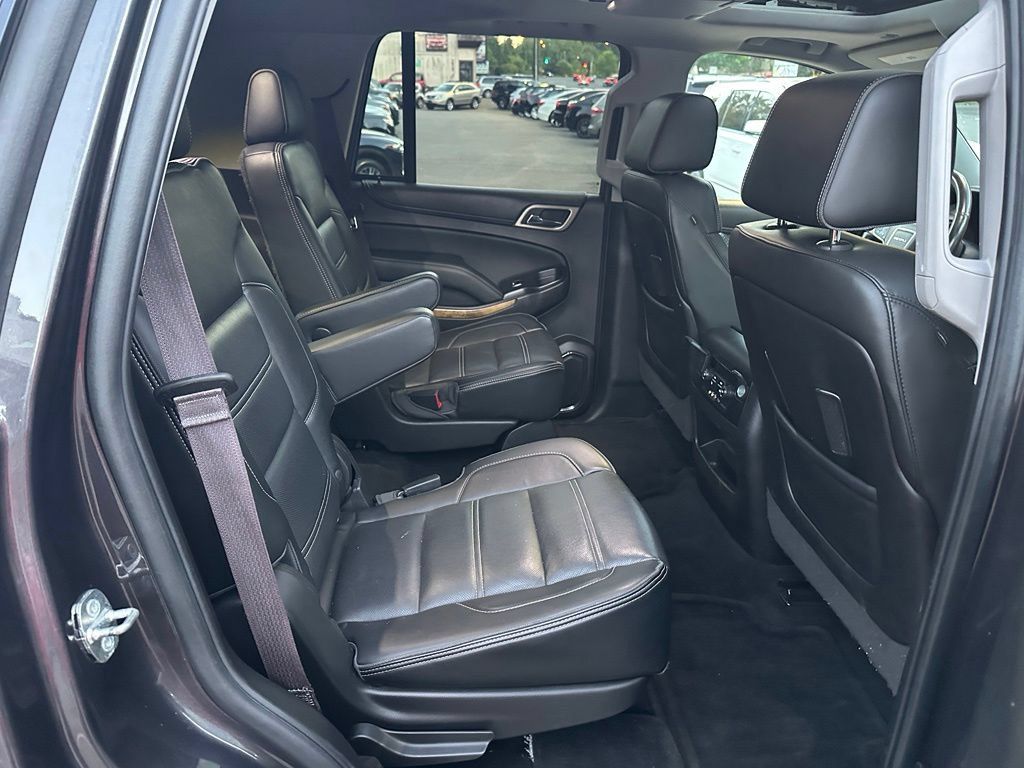 Used 2016 GMC Yukon Denali w/ Open Road Package AWD/4WD image 12