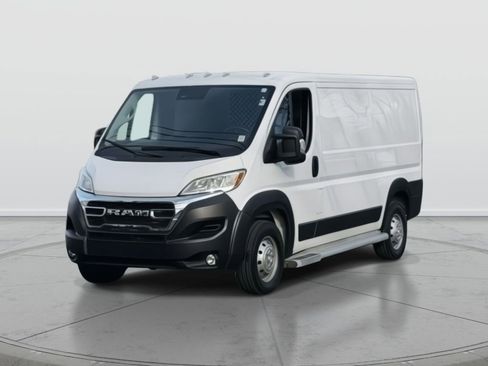 Used 2023 RAM ProMaster 2500 image 3