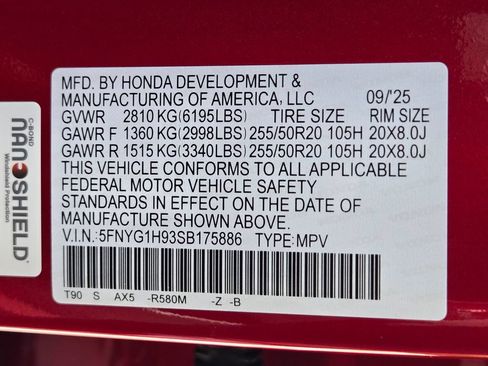 Certified 2025 Honda Pilot Black Edition image 34