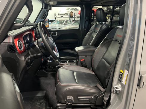 Used 2020 Jeep Gladiator Rubicon image 9