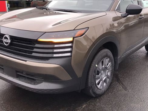 New 2026 Nissan Kicks S image 4