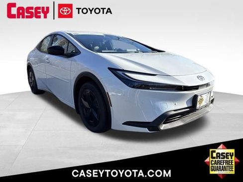 New 2026 Toyota Prius LE image 1