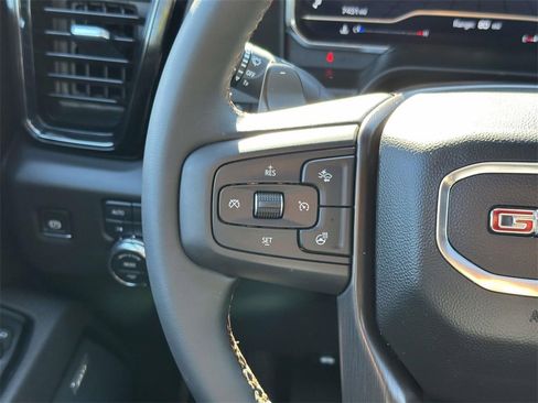 Used 2025 GMC Sierra 1500 AT4 w/ AT4 Premium Package image 9