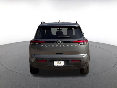 Used 2025 Nissan Pathfinder SV image 12
