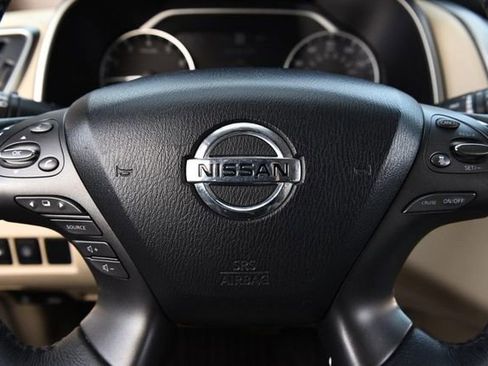 Used 2019 Nissan Murano Platinum image 22