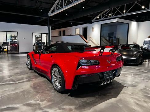 Used 2019 Chevrolet Corvette ZR1 RWD image 4