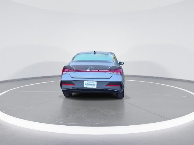 Used 2026 Hyundai Elantra Hybrid FWD image 7