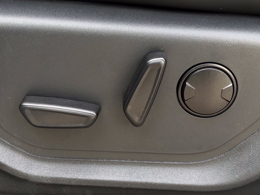 Used 2023 Ford Expedition Max XLT RWD image 6