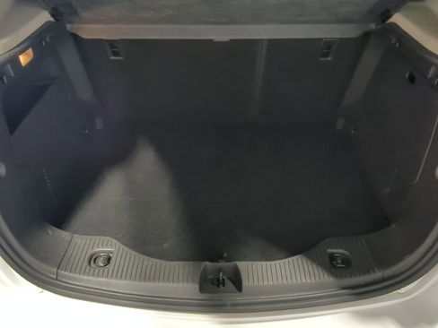 Used 2022 Buick Encore Preferred w/ Safety Package AWD/4WD image 31