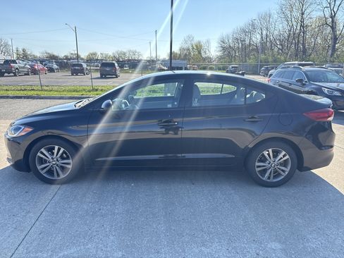 Used 2018 Hyundai Elantra SEL image 1