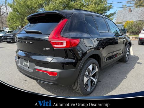Used 2026 Volvo XC40 B5 Plus w/ Climate Package AWD/4WD image 8