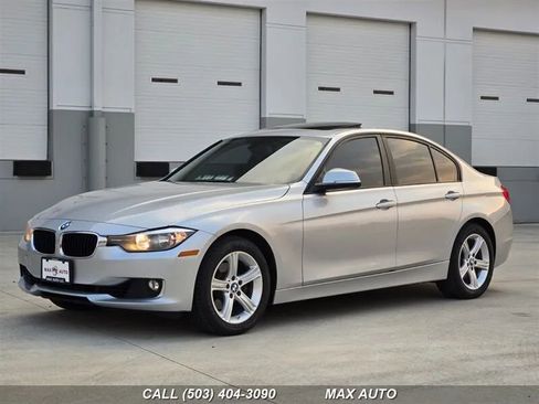 Used 2014 BMW 328i Sedan RWD image 4