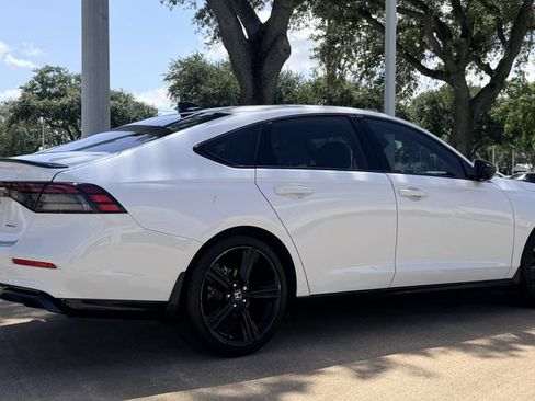Used 2023 Honda Accord Sport image 7