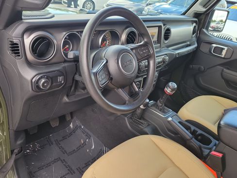 Used 2023 Jeep Wrangler Sport AWD/4WD image 13