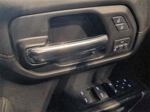 Used 2020 GMC Sierra 1500 AT4 image 16