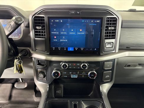 New 2026 Ford F150 XLT w/ XLT Chrome Appearance Package AWD/4WD image 23