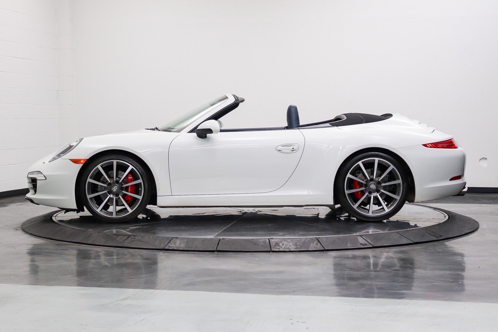Used 2013 Porsche 911 Carrera S RWD image 10