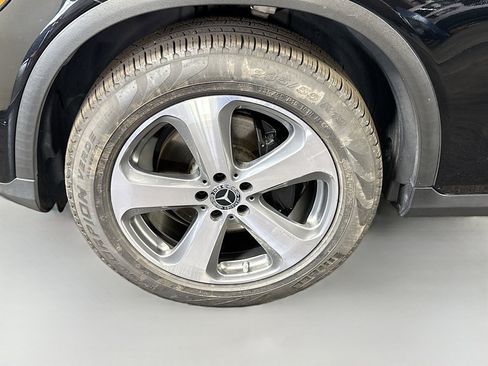 Used 2022 Mercedes-Benz GLC 300 image 38