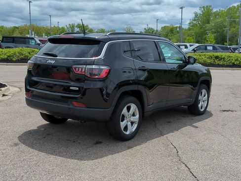 Used 2021 Jeep Compass Latitude w/ Convenience Group AWD/4WD image 8