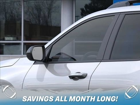 New 2027 Chevrolet Equinox LT w/ Convenience Package II FWD image 12