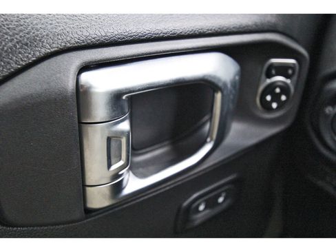 Used 2024 Jeep Wrangler Unlimited Sport AWD/4WD image 21