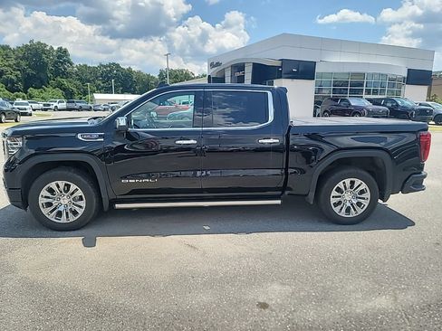 Used 2025 GMC Sierra 1500 Denali w/ Technology Package AWD/4WD image 4