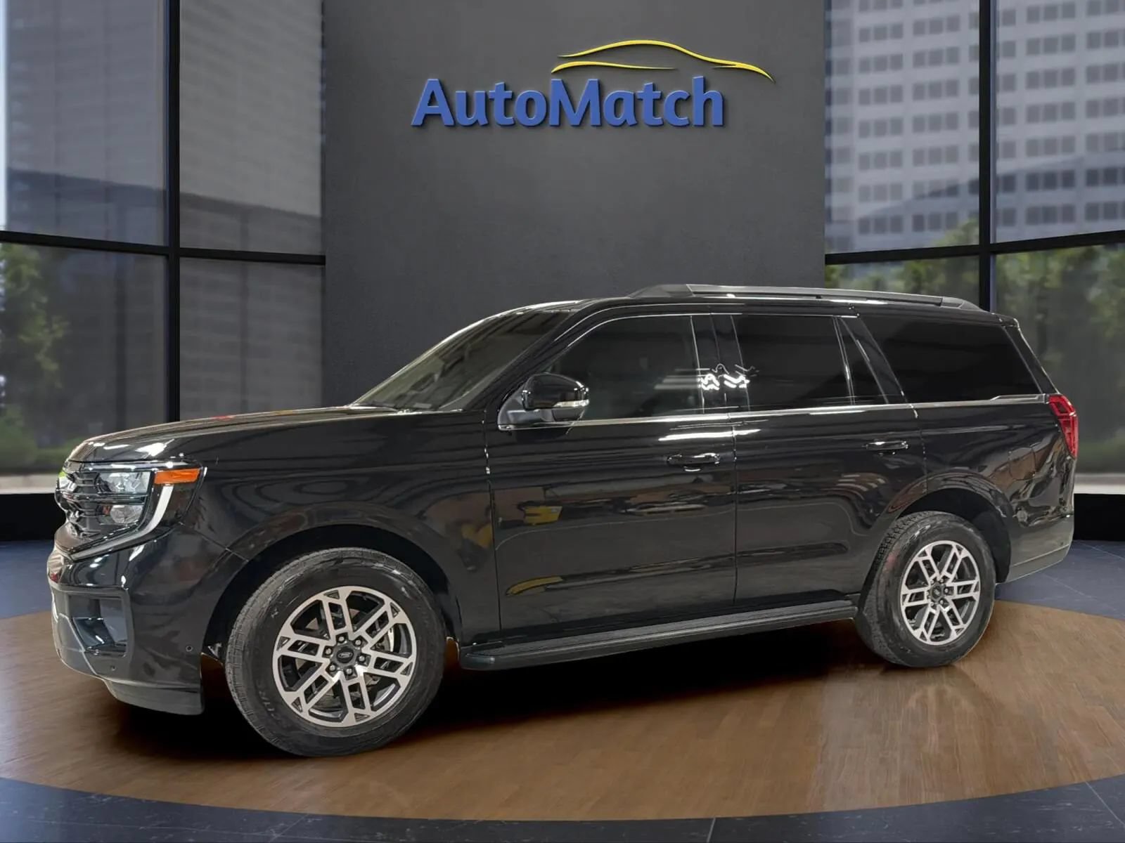 Used 2025 Ford Expedition Active AWD/4WD image 6