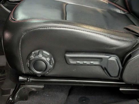 Used 2023 Jeep Wrangler Unlimited Rubicon w/ Cold Weather Group image 18