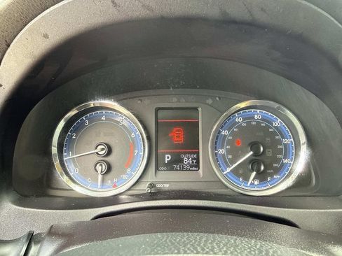 Used 2019 Toyota Corolla LE image 27