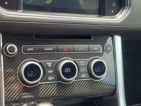 Used 2016 Land Rover Range Rover Sport Supercharged AWD/4WD image 27