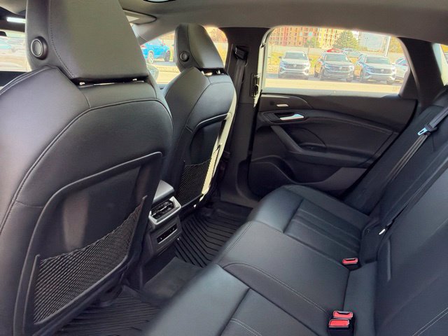 Certified 2025 Audi A6 e-tron Prestige AWD/4WD image 18