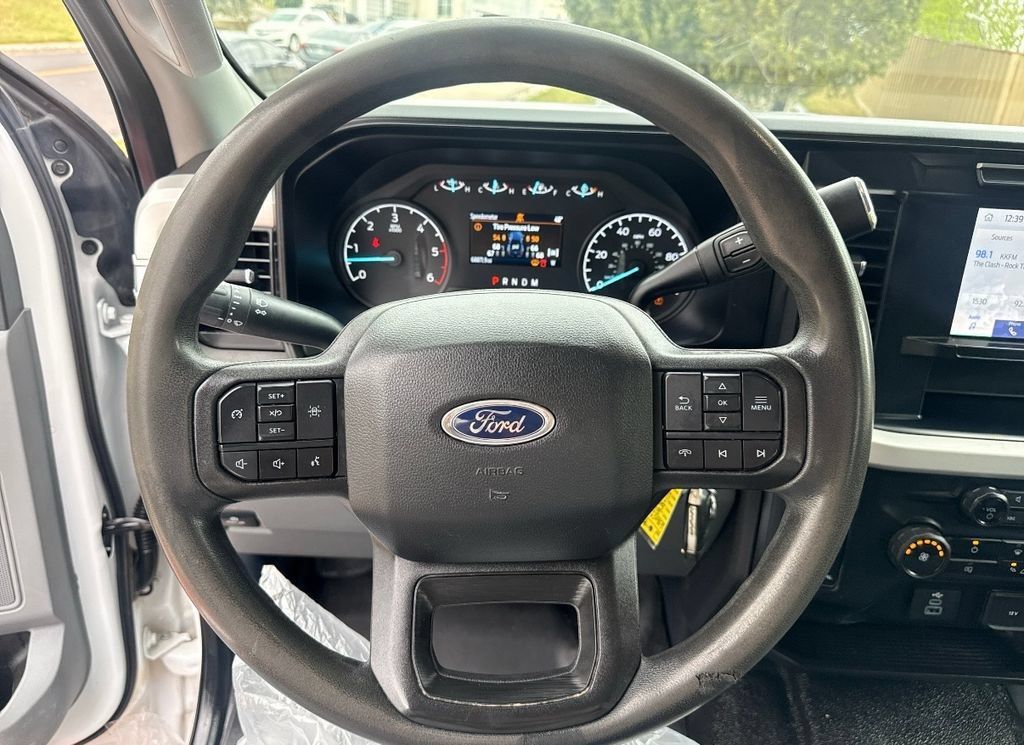Used 2024 Ford F350 XL AWD/4WD image 16