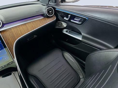 Used 2024 Mercedes-Benz C 300 C 300 AMG Line Night 4MATIC w/ AMG Line w/ Night Package image 22