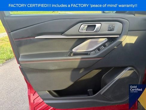 Used 2025 Ford Explorer ST AWD/4WD image 32