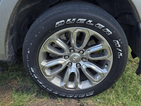 Used 2022 RAM 1500 Laramie w/ Sport Appearance Package RWD image 9