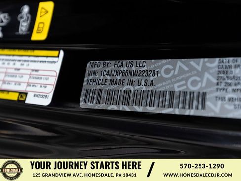 Used 2022 Jeep Wrangler Unlimited Sahara image 16