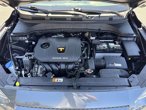 Used 2021 Hyundai Kona SE image 28