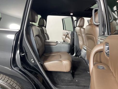 Used 2024 Nissan Armada Platinum w/ Captain's Chairs Package RWD image 47