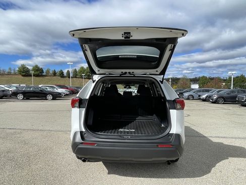 Used 2024 Toyota RAV4 LE image 15